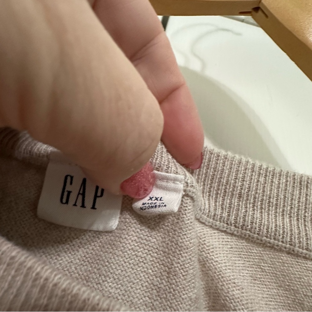Tan and Cream/white stripe sweater - Picture 4 of 5